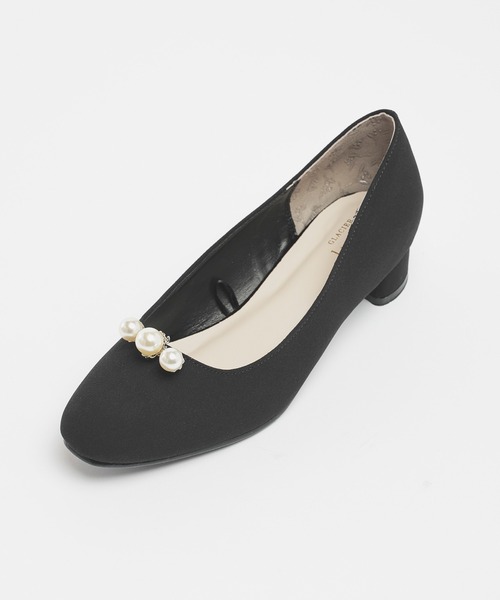 GLACIER lusso（グラシアルッソ）の「パール付パンプス（パンプス・レディース・グレイッシュベージュ/ブラック・23.0/23.5/24.0/24.5/22.5）」の12枚目の写真