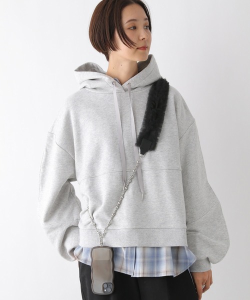 LEPSIM(レプシィム)の「チュール*メタルスマホストラップ 283777(スマホグッズ・レディース・グレー/ブラック・ONE SIZE)」の3枚目の写真