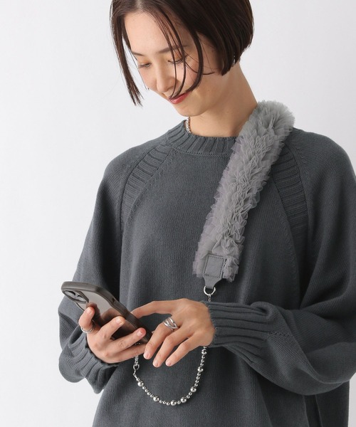 LEPSIM(レプシィム)の「チュール*メタルスマホストラップ 283777(スマホグッズ・レディース・グレー/ブラック・ONE SIZE)」の7枚目の写真