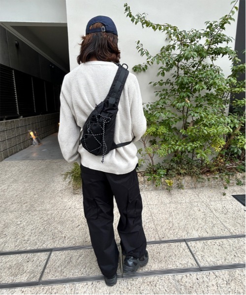 Bonjour Sagan（ボンジュールサガン）の「スリングバッグ【ユニセックス】（ショルダーバッグ・レディース・ブラック・FREE）」の8枚目の写真