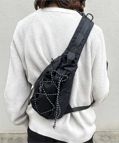 セール】スリングバッグ【ユニセックス】（ショルダーバッグ