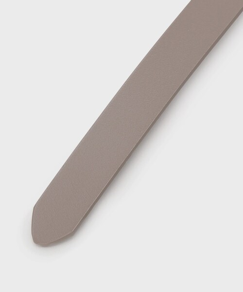 OPAQUE.CLIP（オペークドットクリップ）の「変形メタル幅細ベルト（ベルト・レディース・ゴールド/ベージュ/シルバー・00）」の7枚目の写真