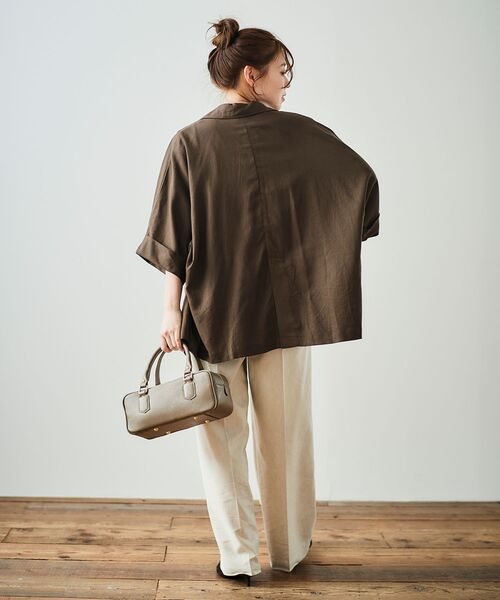 le.coeur blanc(ルクールブラン)の「《WEB限定アイテム》レーヨン麻ハーフスリーブテーラードジャケット(テーラードジャケット・レディース・ベージュ/カーキオリーブ/チャコールグレー・38)」の15枚目の写真