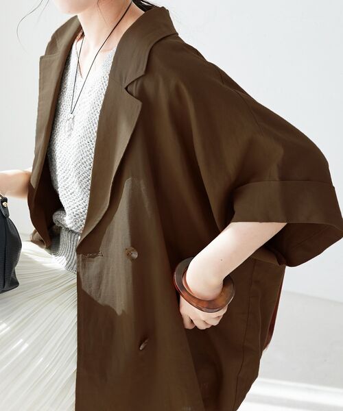 le.coeur blanc(ルクールブラン)の「《WEB限定アイテム》レーヨン麻ハーフスリーブテーラードジャケット(テーラードジャケット・レディース・ベージュ/カーキオリーブ/チャコールグレー・38)」の18枚目の写真