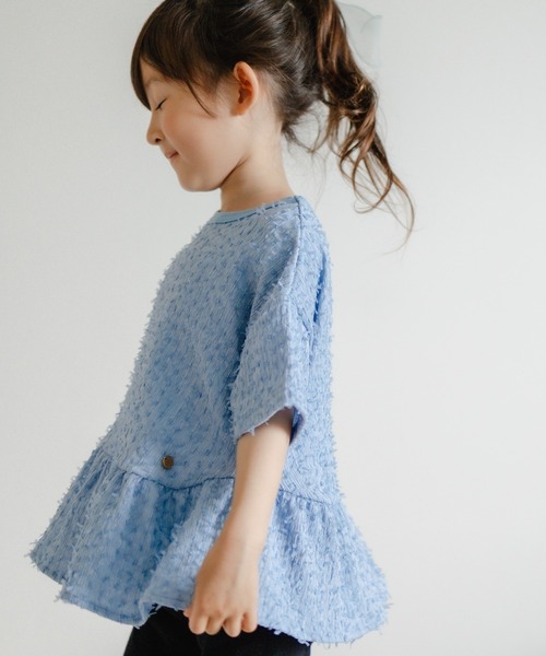 MAKE YOUR DAY（メイクユアデイ）の「ジャガードペプラム半袖Tシャツ■80～140cm（Tシャツ/カットソー・キッズ・ピンク/サックスブルー/オフホワイト・130/120/80/90/100/110/140）」の2枚目の写真