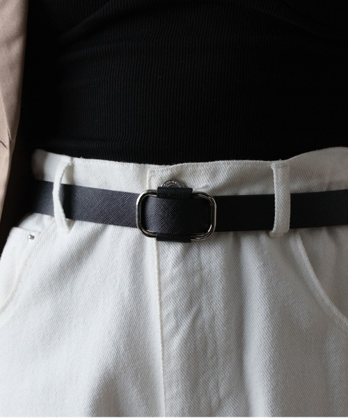 Lien Select（リエンセレクト）の「ノンホールレザーベルト 本革 シボ加工（ベルト・レディース・ダークブラウン系1/ブラック×ゴールド/ダークブラウン系/ベージュ系その他/ベージュ系その他2/ブラック×シルバー/ブラウン系2/ブラウン系1/ブラック系2/ブラック系1・FREE）」の4枚目の写真