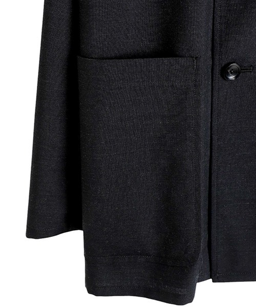 marka（マーカ）の「marka / マーカ：W.B JACKET LOOSE FIT - 2/72 washer wool tropical -：M25A-12JK01C[COR]（テーラードジャケット・メンズ・ブラック系その他・2）」の3枚目の写真