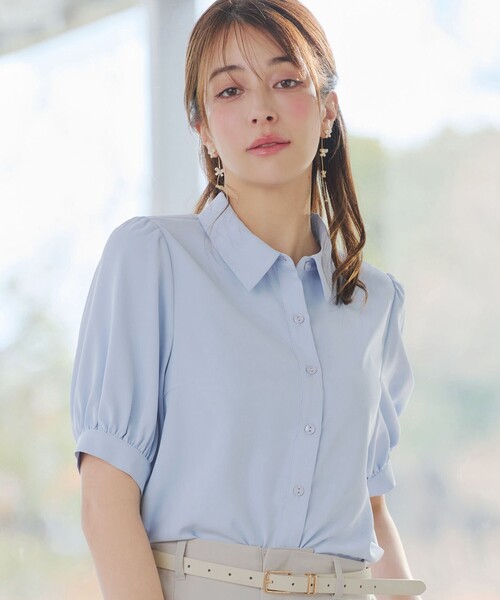 Tiaclasse(ティアクラッセ)の「【大きいサイズ】パフスリーブシャツブラウス(シャツ/ブラウス・レディース・サックスブルー/ブラック/ラベンダー/オフホワイト/グレイッシュベージュ/ブラック系その他・XXL/XL)」の5枚目の写真