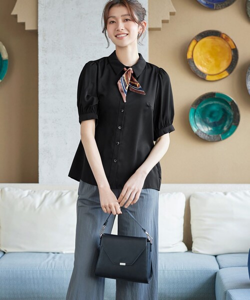 Tiaclasse(ティアクラッセ)の「【大きいサイズ】パフスリーブシャツブラウス(シャツ/ブラウス・レディース・サックスブルー/ブラック/ラベンダー/オフホワイト/グレイッシュベージュ/ブラック系その他・XXL/XL)」の8枚目の写真