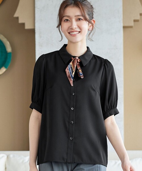 Tiaclasse(ティアクラッセ)の「【大きいサイズ】パフスリーブシャツブラウス(シャツ/ブラウス・レディース・サックスブルー/ブラック/ラベンダー/オフホワイト/グレイッシュベージュ/ブラック系その他・XXL/XL)」の9枚目の写真