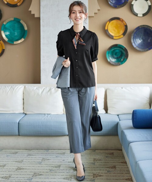 Tiaclasse(ティアクラッセ)の「【大きいサイズ】パフスリーブシャツブラウス(シャツ/ブラウス・レディース・サックスブルー/ブラック/ラベンダー/オフホワイト/グレイッシュベージュ/ブラック系その他・XXL/XL)」の10枚目の写真