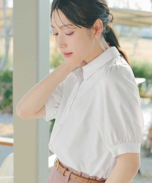 Tiaclasse(ティアクラッセ)の「【大きいサイズ】パフスリーブシャツブラウス(シャツ/ブラウス・レディース・サックスブルー/ブラック/ラベンダー/オフホワイト/グレイッシュベージュ/ブラック系その他・XXL/XL)」の15枚目の写真