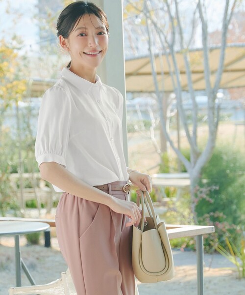 Tiaclasse(ティアクラッセ)の「【大きいサイズ】パフスリーブシャツブラウス(シャツ/ブラウス・レディース・サックスブルー/ブラック/ラベンダー/オフホワイト/グレイッシュベージュ/ブラック系その他・XXL/XL)」の16枚目の写真