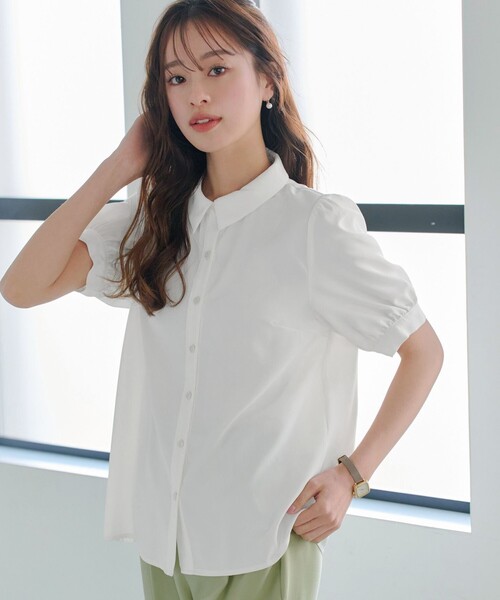 Tiaclasse(ティアクラッセ)の「【大きいサイズ】パフスリーブシャツブラウス(シャツ/ブラウス・レディース・サックスブルー/ブラック/ラベンダー/オフホワイト/グレイッシュベージュ/ブラック系その他・XXL/XL)」の19枚目の写真