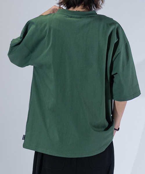 THRASHER(スラッシャー)の「【at】〔THRASHER/スラッシャー〕LOGO S/S TEE ワンポイントロゴ刺繍 ビッグシルエット Tシャツ(Tシャツ/カットソー・メンズ・グリーン/ホワイト/アッシュグレー/ベージュ/ブラック/サックスブルー/ミント・LARGE/MEDIUM)」の14枚目の写真