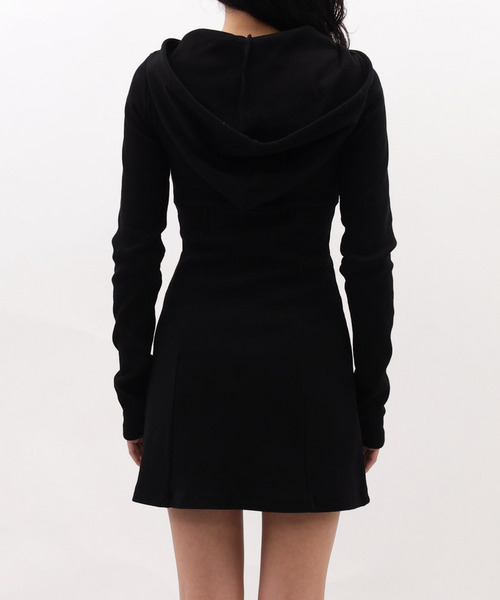 BACK TO THE FIELD(バック トゥー ザ フィールド)の「【MLB】刺しゅうロゴタイトリブフーディミニワンピース(ワンピース・レディース・ブラウン/ブラック/グレー・FREE)」の4枚目の写真