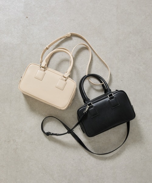 COLONY 2139(コロニートゥーワンスリーナイン)の「レクタングルボストンバッグ(ボストンバッグ・レディース・ベージュ/ブラック・FREE)」の3枚目の写真