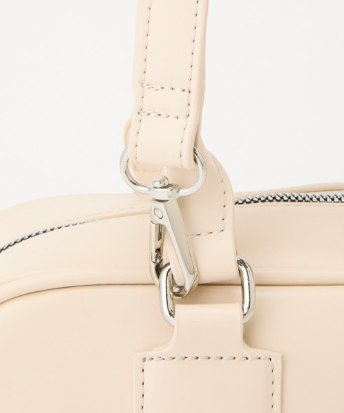 COLONY 2139(コロニートゥーワンスリーナイン)の「レクタングルボストンバッグ(ボストンバッグ・レディース・ベージュ/ブラック・FREE)」の14枚目の写真