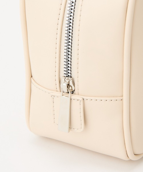 COLONY 2139(コロニートゥーワンスリーナイン)の「レクタングルボストンバッグ(ボストンバッグ・レディース・ベージュ/ブラック・FREE)」の16枚目の写真