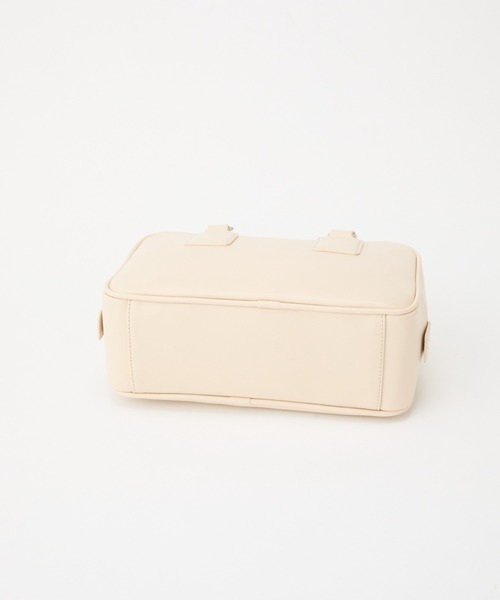 COLONY 2139(コロニートゥーワンスリーナイン)の「レクタングルボストンバッグ(ボストンバッグ・レディース・ベージュ/ブラック・FREE)」の17枚目の写真