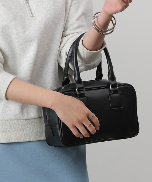 COLONY 2139(コロニートゥーワンスリーナイン)の「レクタングルボストンバッグ(ボストンバッグ・レディース・ベージュ/ブラック・FREE)」の19枚目の写真