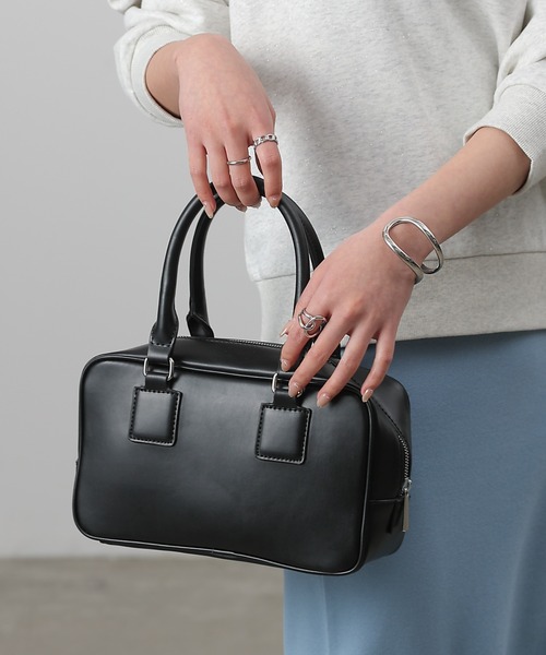 COLONY 2139(コロニートゥーワンスリーナイン)の「レクタングルボストンバッグ(ボストンバッグ・レディース・ベージュ/ブラック・FREE)」の21枚目の写真