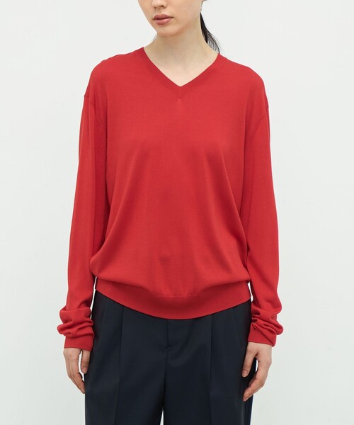 TOMORROWLAND .B（トゥモローランドビー）の「ウォッシャブルシルク Vネックプルオーバー（ニット/セーター・レディース・ネイビー/ホワイト/レッド・FREE）」の7枚目の写真