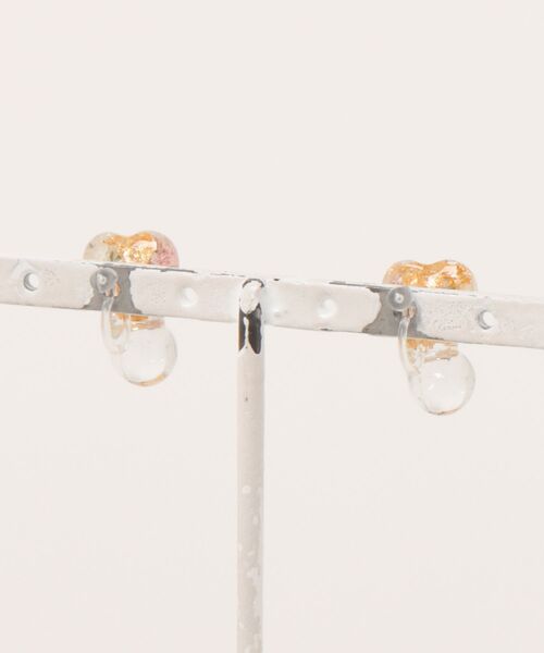 tone(トーン)の「【S.coeuf】【S.coeuf】金属アレルギー対応イヤリング フォンダンハート×かすみ草(MA)(イヤリング・レディース・パープル/ライトブルー/ブルー/オレンジ/ピンク・FREE)」の17枚目の写真