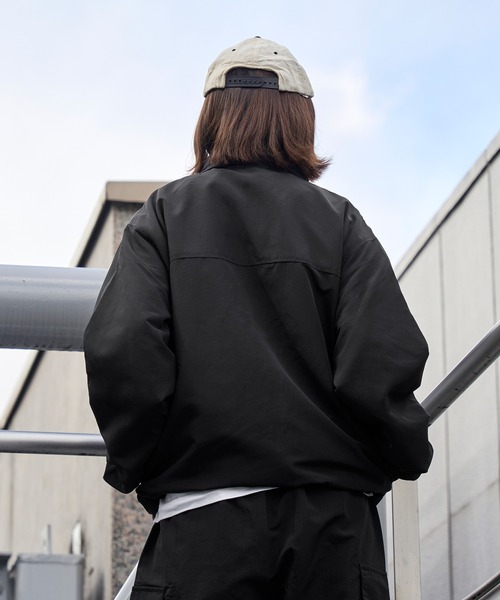 kutir(クティール)の「2WAY MULTIPOCKET MOUNTAIN PARKA/2wayマルチポケットマウンパ(ブルゾン・メンズ・ブラック/ネイビー/チャコールグレー/ライトグレー/グレイッシュベージュ・SMALL/MEDIUM/LARGE/X-LARGE)」の21枚目の写真