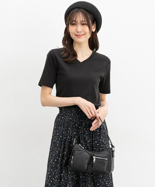 Honeys(ハニーズ)の「【UVカット】半袖オーガニックVネック(Tシャツ/カットソー・レディース・オフホワイト/ブラック・L/LL/M)」の9枚目の写真