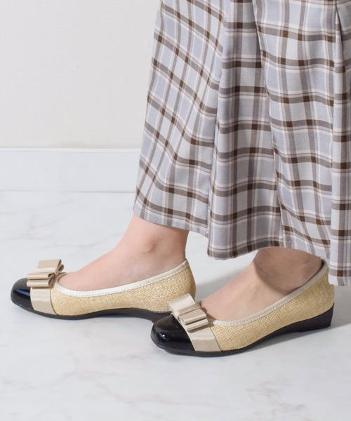Bridget Birkin(ブリジットバーキン)の「【Bridget Birkin Walk】グログランリボン切替ウォーキングパンプス(555223)(パンプス・レディース・グレー系その他/ブラック/ベージュ系その他/ブラック系その他・24/23.5/23/24.5/22.5)」の2枚目の写真