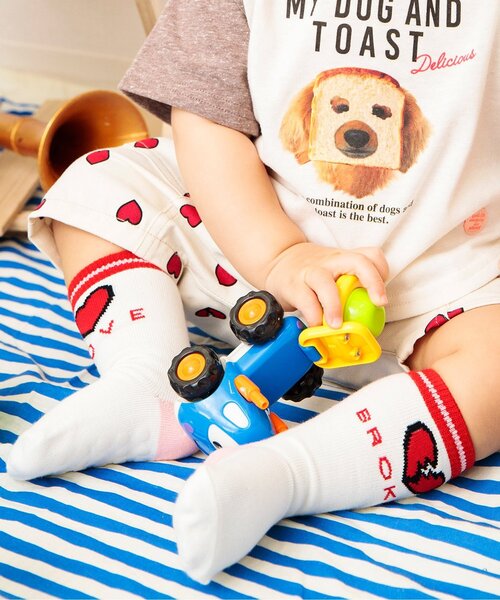 BREEZE（ブリーズ）の「【Bpop】ポップベビーハイソックス（ベビーシューズ/ベビーソックス・キッズ・グレー/オフホワイト/レッド/オレンジ・9/12）」の3枚目の写真