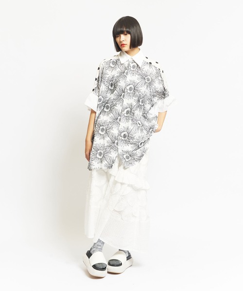 gomme（ゴム）の「フラワーエンブロ　スクエアブラウス2（シャツ/ブラウス・レディース・ブラック/ホワイト・MEDIUM）」の11枚目の写真