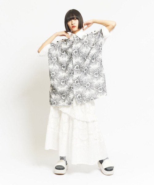 gomme（ゴム）の「フラワーエンブロ　スクエアブラウス2（シャツ/ブラウス・レディース・ブラック/ホワイト・MEDIUM）」の12枚目の写真