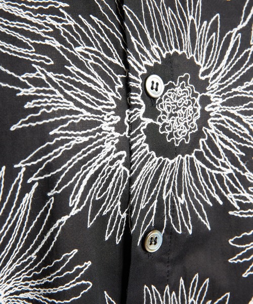 gomme（ゴム）の「フラワーエンブロ　スクエアブラウス2（シャツ/ブラウス・レディース・ブラック/ホワイト・MEDIUM）」の4枚目の写真