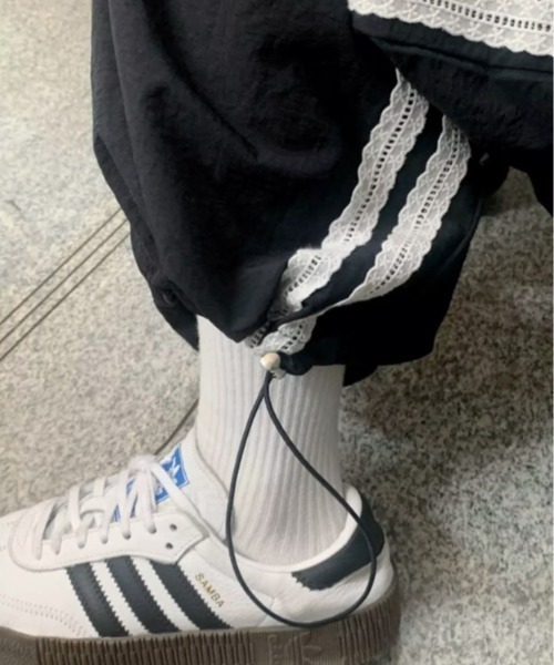 sorule(ソルレ)の「レースライントラックパンツ(その他パンツ・レディース・ブルー/ブラック・FREE)」の4枚目の写真