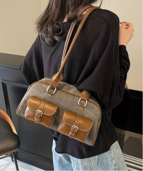 gossip！ロサンゼルス（ゴシップロサンゼルス）の「Y2K デニムパッチワークレトロ バックルデザインBAG / 500mlペットボトル収納可能（ボストンバッグ・レディース・ダークグレー/ライトグレー/インディゴブルー・FREE）」の19枚目の写真