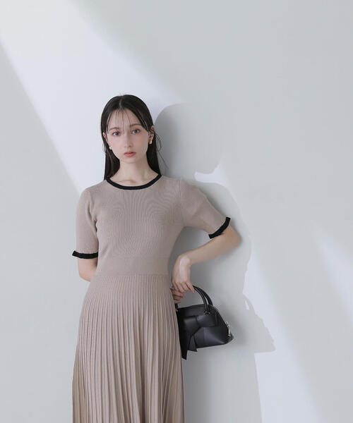 【新品】ナチュラルビューティーベーシック　バイカラーニットワンピース NATURAL BEAUTY BASIC（ナチュラルビューティーベーシック）の