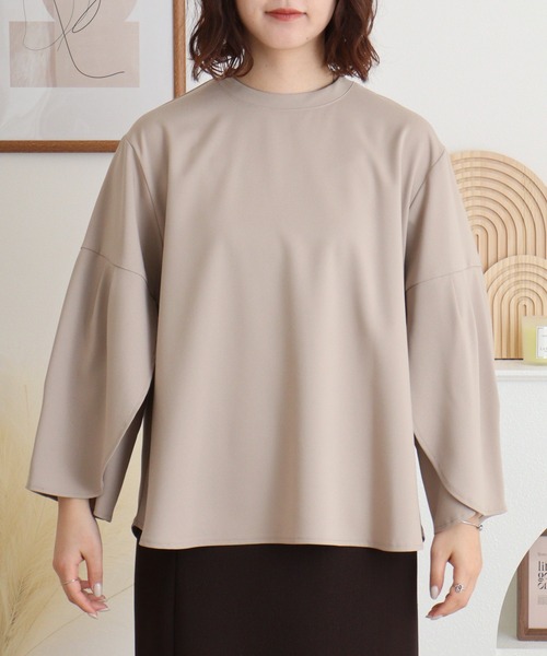 EGLANTINE(エグランティーヌ)の「EGLANTINE チューリップ袖 ダンボールプルオーバー バックジッパー 7分袖トップス(Tシャツ/カットソー・レディース・ブラック/サンドベージュ/キャメル・40)」の22枚目の写真