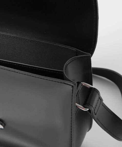 SENSE OF PLACE by URBAN RESEARCH（センスオブプレイスバイアーバンリサーチ）の「FLフラップショルダー（ショルダーバッグ・メンズ・ブラック/グレー・ONE）」の9枚目の写真