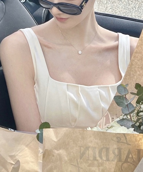 YUGA(ユーガ)の「YUGA_YGMC Square neck resort dress(ワンピース・レディース・ブラック/オフホワイト・M/S)」の17枚目の写真