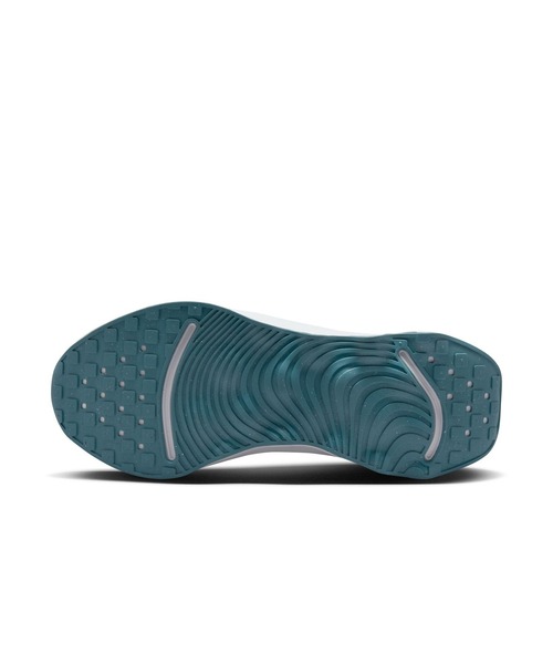 NIKE(ナイキ)の「ナイキ NIKE ナイキ モティバ(スニーカー・レディース・サックスブルー・23.5cm/24.0cm/24.5cm/25.0cm/23.0cm)」の6枚目の写真