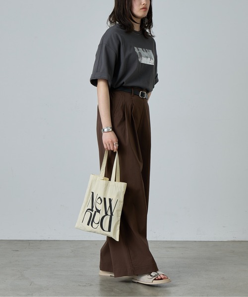 COLONY 2139（コロニートゥーワンスリーナイン）の「レーヨンナイロンタックワイドパンツ（その他パンツ・レディース・ブラック/ベージュ/ライトグレー/ブラウン・SMALL/MEDIUM）」の10枚目の写真