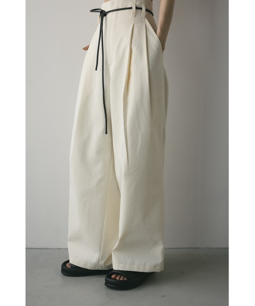 STYLEMIXER(スタイルミキサー)の「ローウエストベルトワイドパンツ(スラックス・レディース・ブラウン/アイボリー/ブラック・SMALL/MEDIUM)」の9枚目の写真