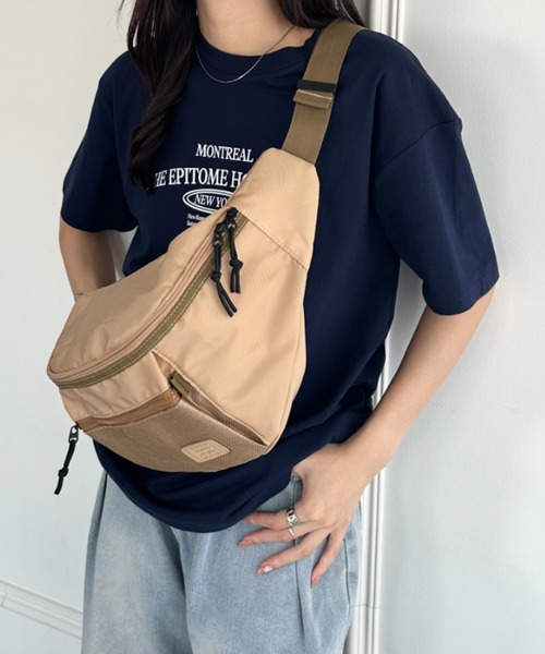 wears(ウェアーズ)の「【ユニセックス】ミディアムサイズボディバッグ(ボディバッグ/ウエストポーチ・レディース・ベージュ/ブラック・FREE)」の21枚目の写真