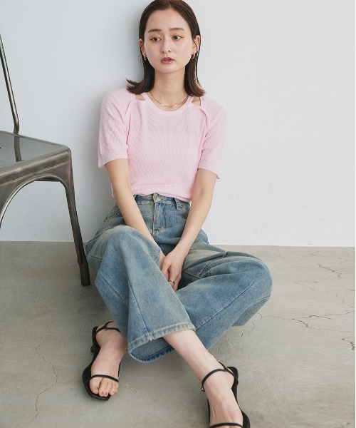 ad thie(アドティエ)の「ショルダースリット デザインニット(ニット/セーター・レディース・ブラック/ブルー/イエロー/ピンク・FREE)」の22枚目の写真