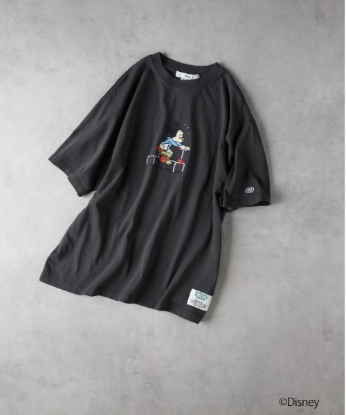 Right-on（ライトオン）の「【限定展開】【DISCUS ATHLETIC】ＤＣディズニーＴ（Tシャツ/カットソー・レディース・ホワイト/その他1/その他5/その他2/その他3/ブラック/その他6/その他7・M/L）」の13枚目の写真