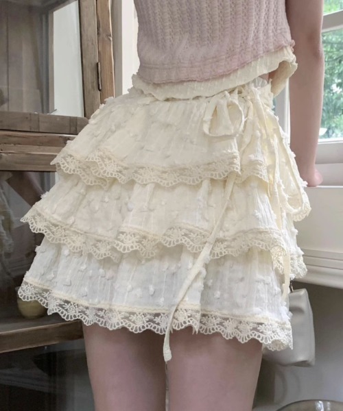Teem Store(チームストア)の「フリルレース サイドリボンティアードミニスカート(スカート・レディース・アイボリー/ホワイト・F)」の5枚目の写真