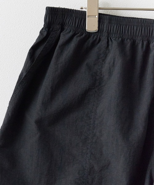 THOUSAND MILE（サウザンドマイル）の「THOUSAND MILE/サウザンドマイル NYLON TASLAN WEATHER WALK SHORTS ショーツ（その他パンツ・メンズ・ブラック・S/M/L/XL）」の4枚目の写真