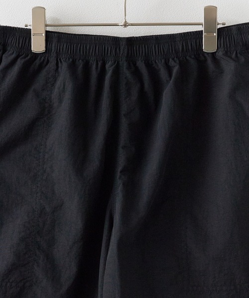 THOUSAND MILE（サウザンドマイル）の「THOUSAND MILE/サウザンドマイル NYLON TASLAN WEATHER WALK SHORTS ショーツ（その他パンツ・メンズ・ブラック・S/M/L/XL）」の3枚目の写真